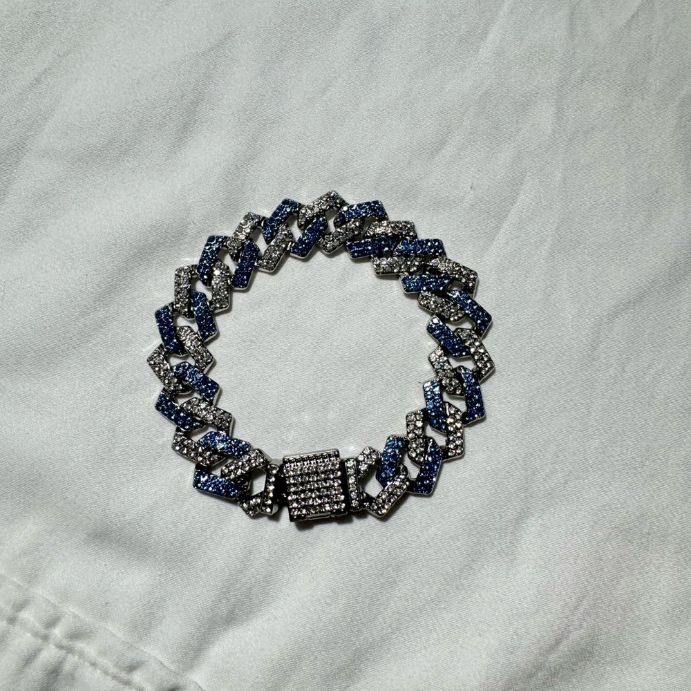 ANGIE BRACELET HANDMADE.